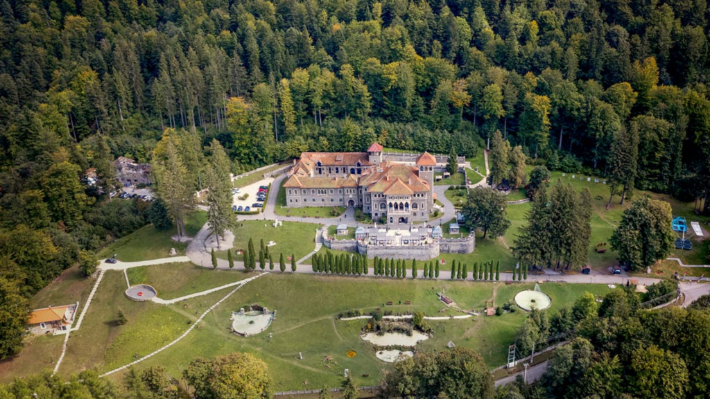 Bușteni